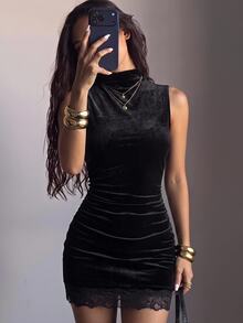 SHEIN EZwear 黑色天鵝絨女款修身無袖洋裝，萬聖節夜店約會之夜外訪雞尾酒會秋季性感優雅 - 黑色 - 查看 1