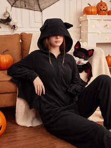CoupledUp Piyama Bulu Motif Kelelawar Halloween - Hitam - View 4