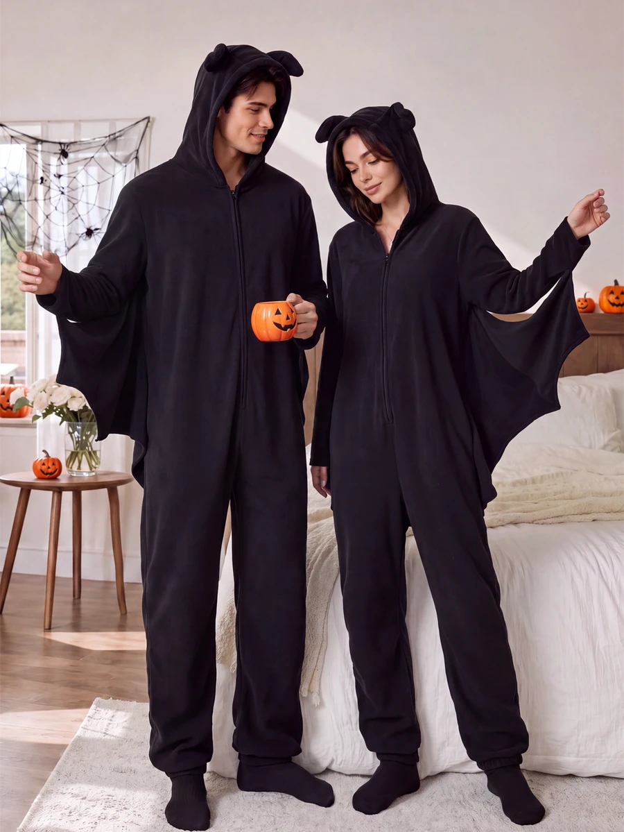 CoupledUp Piyama Bulu Motif Kelelawar Halloween - Hitam - View 1