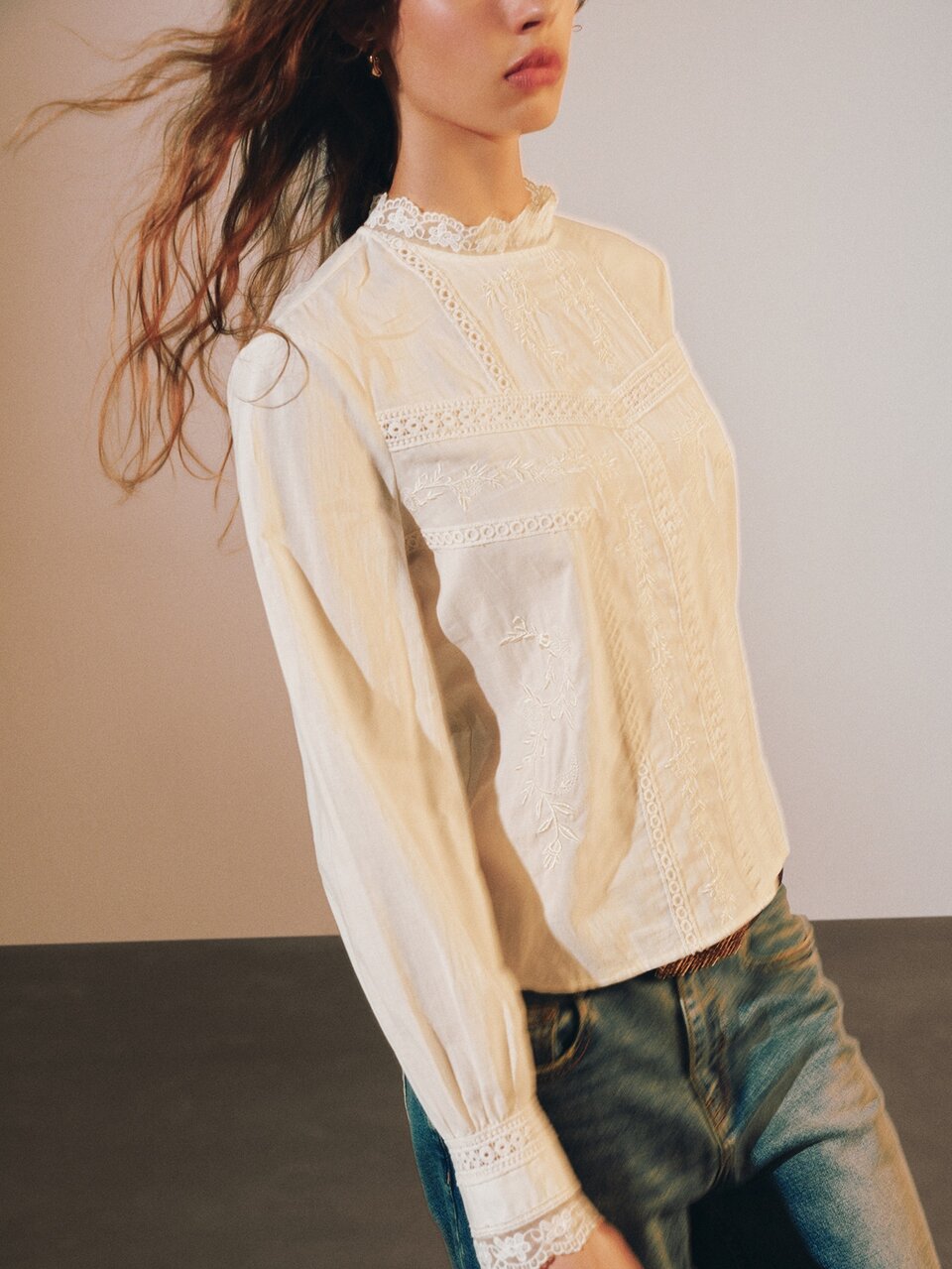 MOTF BOHEMIAN LACE PATCHWORK EMBROIDERED MOCK NECK LOOSE LONG SLEEVE TOP
