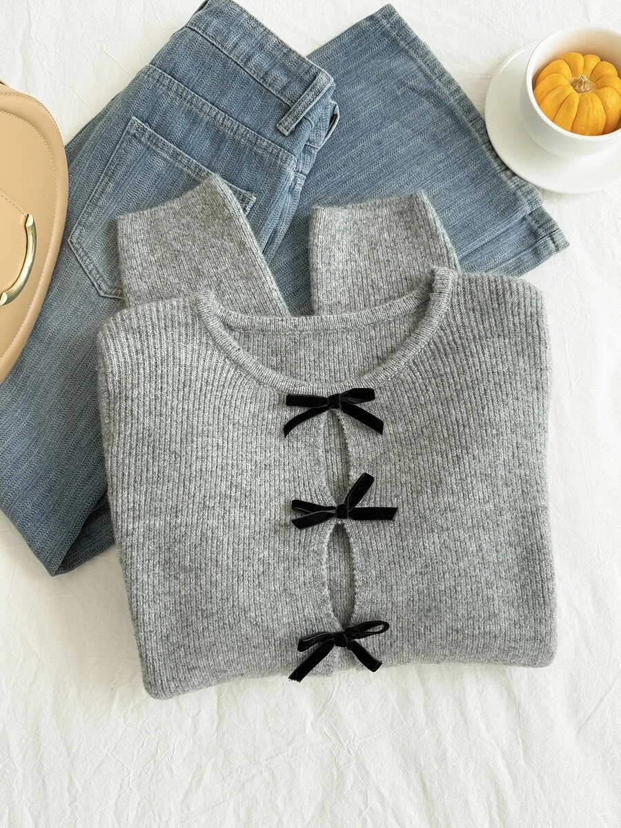 Comfortcana Suéter de manga larga con diseño hueco y decoración de mariposa de moda para mujer de talla grande en otoño/invierno - Gris - Ver 1