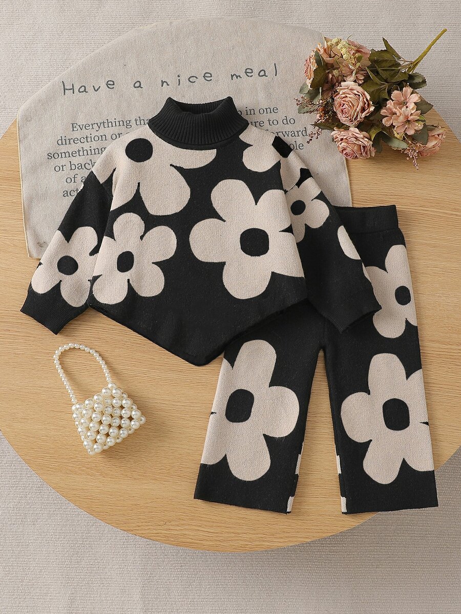SHEIN Set Baju Rajut dan Celana Panjang Bayi Perempuan Motif Bunga Kerah Tinggi dengan Detail Sapu Tangan di Bagian Bawah - Hitam - View 1