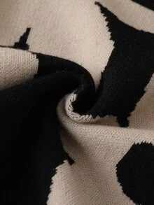 SHEIN Set Baju Rajut dan Celana Panjang Bayi Perempuan Motif Bunga Kerah Tinggi dengan Detail Sapu Tangan di Bagian Bawah - Hitam - View 6