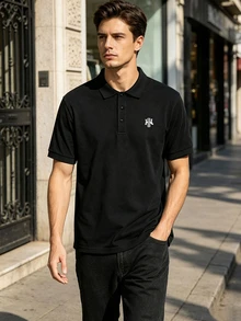 Manfinity Hypemode 男士字母印花短袖休閒通勤 Polo 衫，正式感、老錢風 - 黑色 - 查看 6