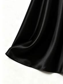 GlowEve CURVE 女款黑色萬聖節優雅大尺碼通勤鈕扣珍珠緞面休閒辦公高腰派對婚禮A字裙 - 黑色 - 查看 5