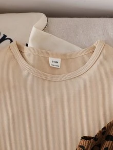 SHEIN طقم ملابس علوية بأكمام طويلة وياقة دائرية مع جمبسوت بطبعة الفهد للبنات الرضع للخروجات الكاجوال في فصل الخريف - بني - مشاهدة 4