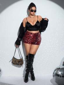 SHEIN ICON Plus Size Fashion Party Leopard Print Sequin Mini Shorts - Burgundy - View 4