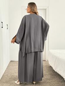 SHEIN CURVE+ 大尺碼 US22 素色 V 領高低下擺上衣寬腿褲休閒優雅寬鬆兩件套 秋季正式居家度假灰色晚裝家居服 - 灰色 - 查看 2