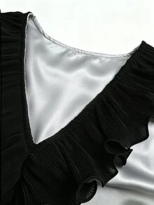 SHEIN بلوزة نسائية أنيقة بأكمام طويلة وياقة مكشكشة بتصميم كتل لونية ورقع - رمادي - مشاهدة 4