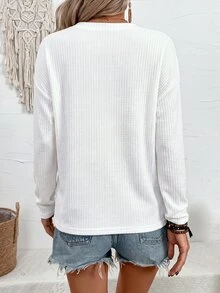 SHEIN LUNE Women's Solid Color Button Design Notched V-Neck Long Sleeve Casual Plain T-Shirt Brunch White Autumn - White - View 2