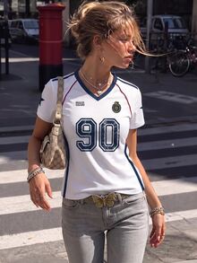 IslaSuriya 女款復古 Y2K 2000年代磨損風海軍藍與白色 90號球衣 T-shirt 修身 V 領短袖運動上衣 外出穿搭 教師夏季款 - 彩色 - 查看 1