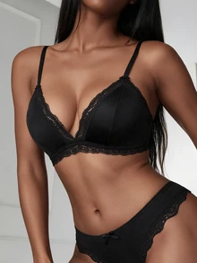 Rovax Bra Fashion Wanita dengan Renda Kontras Warna Polos Tanpa Bantalan untuk Pemakaian Sehari-hari Kasual - Hitam - View 6