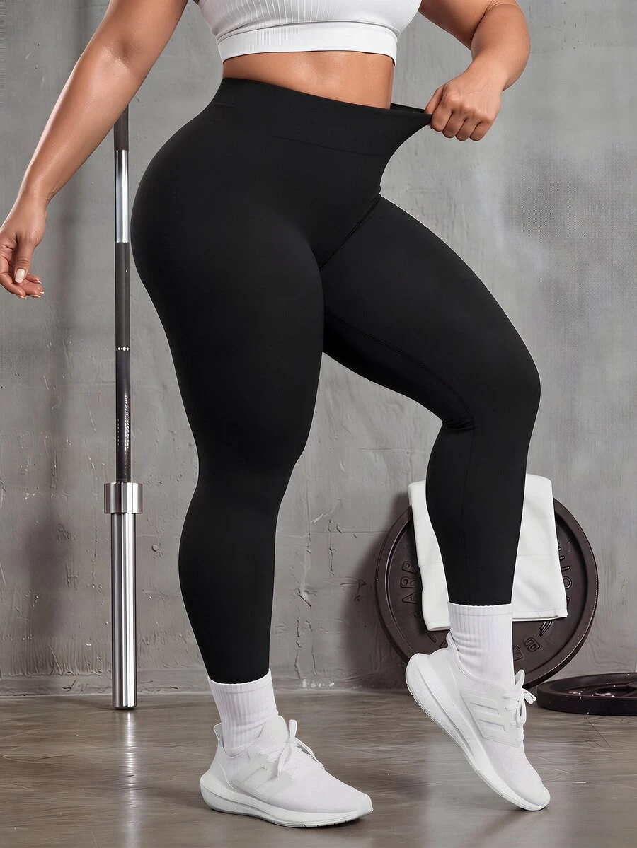 Solea Cove Plus Size Solid Color High Waist Seamless Sports Leggings - Black - View 1