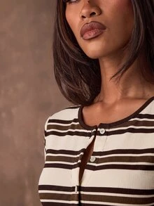 SHEIN BAE 女款條紋圓領長袖單排扣休閒T恤 - 杏色 - 查看 6