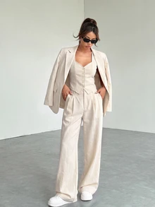 SHEIN EZwear 女款純色翻領長袖夾克、單排扣背心與長褲休閒套裝 - 杏色 - 查看 1