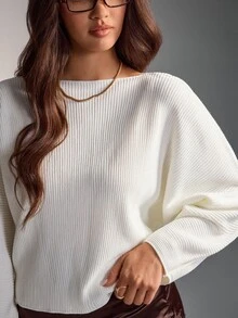 Lumivelle Off-White Structured Ribbed Boat-Neck Slim-Fit Knit Sweater With Sculpted Waist And Clean Minimal Silhouette Brunch Work Office Autumn Elegant Simple - White - View 4
