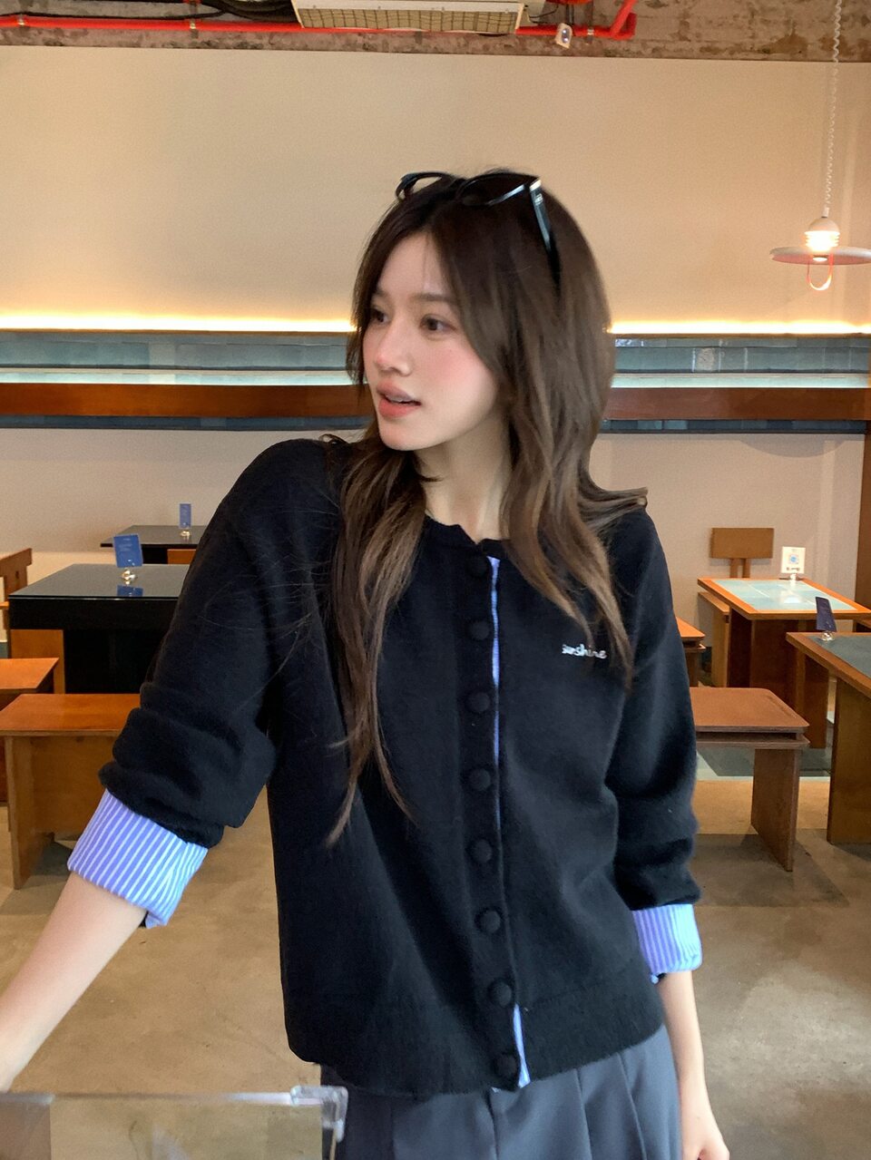 Women's Round Neck Long Sleeve Korean Style 2 In 1 Knit Cardigan