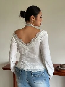 Dazy Plus Atasan Seksi Berbalut Beludru dengan Renda Kontras, Kaos Baru Musim Semi/Gugur untuk Liburan - Putih - View 3