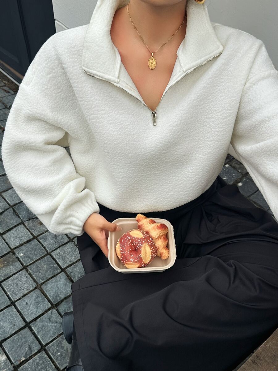 Dazy Plus Fleece Thickened Solid Color Loose Casual Pullover Sweatshirt For Autumn/Winter - White - View 1