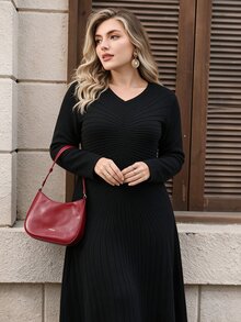 Modelyn Plus Size Women's Solid Color V-Neck Long Sleeve Casual Knit Dress - Black - View 6