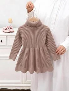 SHEIN 1件女嬰針織毛衣洋裝，時尚百搭高領卡其色收腰百褶下擺波浪邊設計，簡約韓系溫柔風，適中厚度，下擺整齊，可愛甜美，適合日常穿著、外出及秋冬穿搭 - 卡其色 - 查看 11