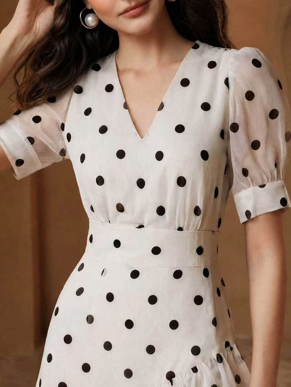 Anewsta Vestido elegante de verano para mujer con cuello en V, estilo vintage romántico con lunares, dobladillo asimétrico con volantes, diseño escalonado, ajuste estilizado, adecuado para vacaciones, fiestas, reuniones y uso diario