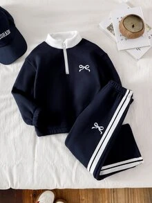 SHEIN Elladie kids 2件組少女針織衛衣 單面刷毛對比色半拉鍊上衣 胸前可愛蝴蝶結印花 休閒經典百搭 皇家藍與白色 適合返校、運動與日常穿著 - 藏蓝色 - 查看 5