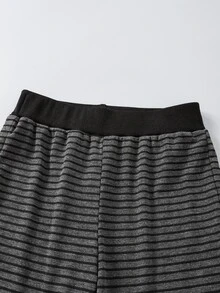 SHEIN Girlhood Vibes 粉色 3 件套！立領夾克 + 吊帶背心 + 喇叭褲，一套搞定日常穿搭。修身不緊繃，溫柔優雅。適合學校、運動和與朋友出遊，輕鬆穿出甜辣少女風。秋冬款，保暖內裡加厚 - 藍色 - 查看 7