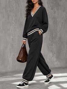 LUMIGAL Setelan 2 Potong Wanita Musim Gugur/Dingin Terbaru: Sweatshirt V-Neck Bergaris Patchwork dan Celana Panjang Longgar yang Melangsingkan, Cocok untuk Perjalanan Sehari-hari - Hitam - View 5