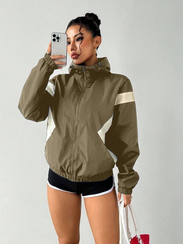 Exploreva Exploreva Olive Green Hooded Zipper Woven Fabric Short Jacket For Women Outdoor Activities
