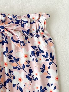 SHEIN 2件組女嬰清新甜美風連身衣套裝，連身衣附波浪荷葉袖與3D花朵裝飾，長袖圓領，搭配滿版碎花印花長褲，腰部蝴蝶結裝飾，柔軟貼身，適合日常外出、聚會、公園遊玩，春秋季嬰兒套裝 - 粉色 - 查看 6