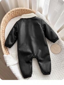SHEIN Baby Girl Autumn/Winter Cute Thermal Lined Black PU Leather Jumpsuit - Black - View 2