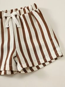 SHEIN 男婴夏季休闲可爱小熊图案上衣+条纹短裤套装，2件套，可爱套装，T恤套装，条纹套装，节日套装，儿童节套装 - 彩色 - 查看 6