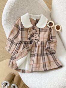 SHEIN Playful Pals 女嬰人造毛領格紋蝴蝶結夾克，秋冬款 - 卡其色 - 查看 4
