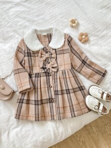 SHEIN Playful Pals 女嬰人造毛領格紋蝴蝶結夾克，秋冬款 - 卡其色 - 查看 5
