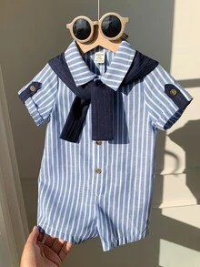SHEIN 2件套新生男宝宝休闲度假藏蓝色条纹连体衣套装，含披肩，适合生日派对、锐舞派对、晚宴、演出、婚礼、迎婴派对、洗礼和一周岁生日庆祝活动。 - 彩色 - 查看 1
