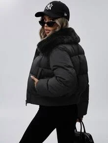 SHEIN Modischer kurzer gesteppter Kragen mit geraffter Taille, Metallreißverschluss, flauschiger Schalkragen, Tasche, Bomberjacke, gepolstert, isoliert, Polyfill, synthetische Isolierung, Wintermantel, Winterjacke - Schwarz - Übersicht 5
