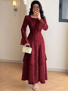 Yasmyna 秋季溫柔優雅端莊波爾多紅緹花圓領雙層喇叭袖收腰拼接雪紡大裙擺女式正式洋裝 - 酒紅色 - 查看 7