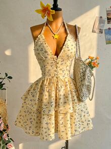 Soleia Ditsy Floral Print Lace Up Front Halter Neck Backless Dress - Multicolor - View 3