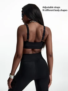Innovista Innovista Women's Solid Color Seamless Sports Bra - Black - View 2