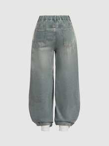 SHEIN CURVE+ Plus Size Fashion Button Pocket Loose Fit Denim Jeans - Blue - View 2