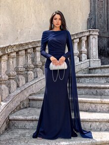 Firerie 优雅浪漫时尚的弹力面料披肩，饰有垂褶装饰、鱼尾下摆和小拖尾，适合婚礼宾客、节日、生日派对、婚礼仪式、伴娘礼服等场合。 - 藏蓝色 - 查看 7