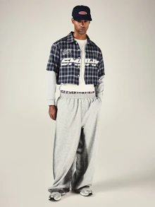 SUMWON Cropped Plaid Flannel Shirt With Large Brand Graphic Print Boxy Fit Button Front Short Sleeve Oversized Streetwear Top - Multicolor - View 3