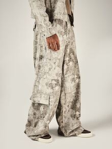 SUMWON Wide Leg Cargo Pants With Abstract Washed Print Large Side Pockets Full Length Streetwear Style Trousers - Multicolor - View 4