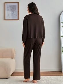 SHEIN تي شيرت كاجوال أساسي بأكمام طويلة وأكتاف منسدلة من القطن 100% محبوك بأضلاع بلون بني سادة مقاس كبير مع بنطال طويل للاسترخاء والمناسبات الرسمية لفصل الربيع - شوكولاته بني - مشاهدة 2