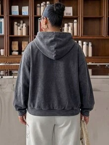 Muchica 大尺碼街頭風刺繡口袋連帽衛衣，適合日常穿著 - 深灰色 - 查看 2