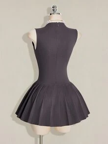 SHEIN ICON 女款夏季休閒日常通勤學院風極簡純色無袖百褶下擺迷你洋裝 - 灰色 - 查看 8