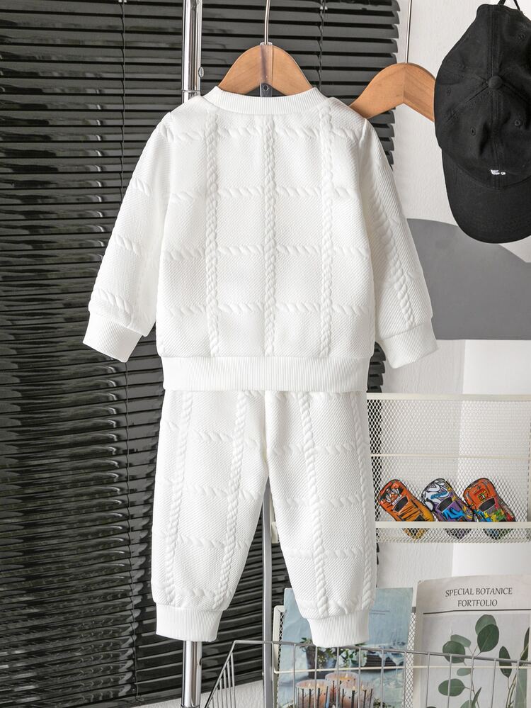 SHEIN 2pcs/Set Toddler Boys' Sports Casual Autumn Outfit, Jacquard Long Sleeve Pullover Top And Pants Set, Tokyo Racing Print, Back To School Sports Wear, Autumn/Winter - White - View 3