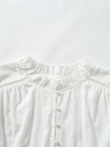 Rusticease Blusa de talla grande para vacaciones de verano, unicolor, cuello con volantes, patchwork, encaje soluble en agua, botones delanteros y mangas farol - Blanco - Ver 5