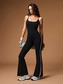 VARSIVA Contrast Color Backless Spaghetti Strap Sports Jumpsuit - Black and White - View 9